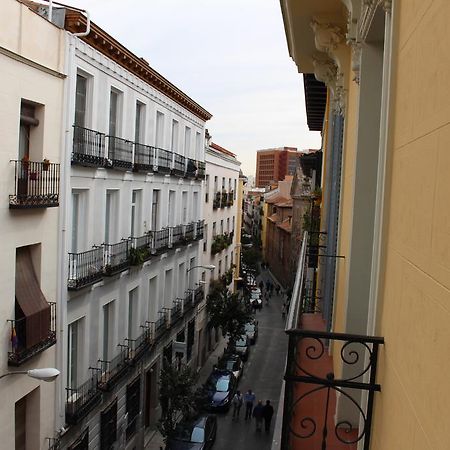 Hostal Casanova Madrid Bagian luar foto