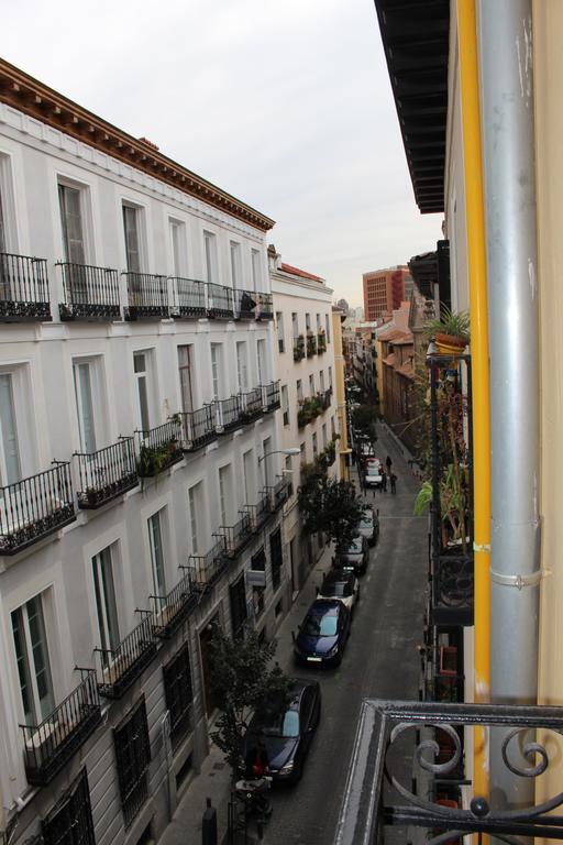 Hostal Casanova Madrid Bagian luar foto