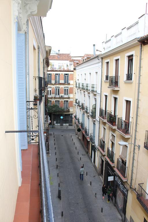 Hostal Casanova Madrid Bagian luar foto